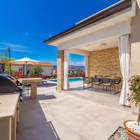 Holiday House Villa Andro Pinezici  Bagian luar foto