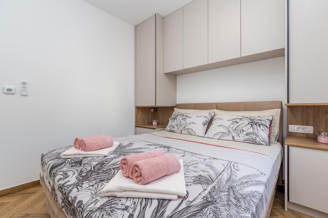 Holiday House Villa Andro Pinezici  Bagian luar foto